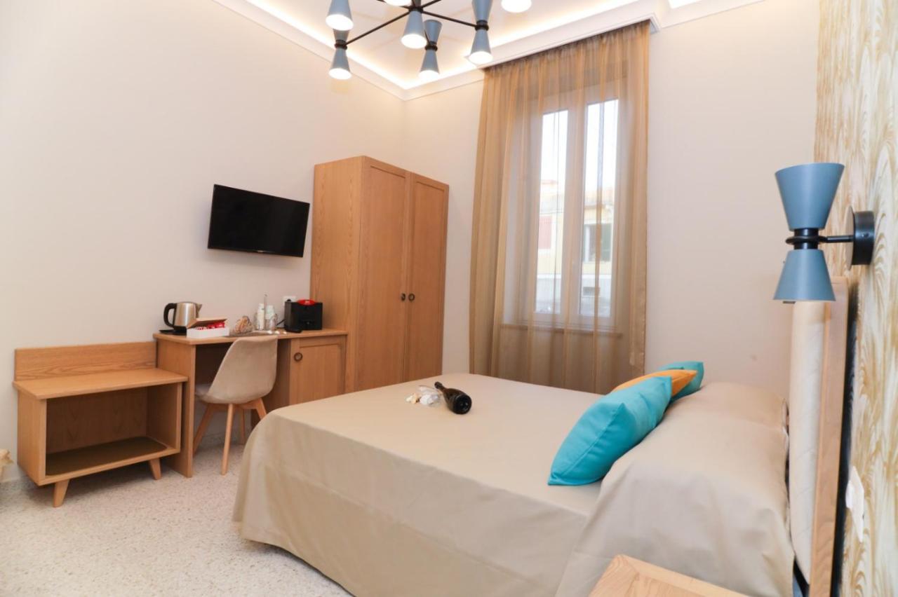Don Francisco Rooms - トロペーア エクステリア 写真