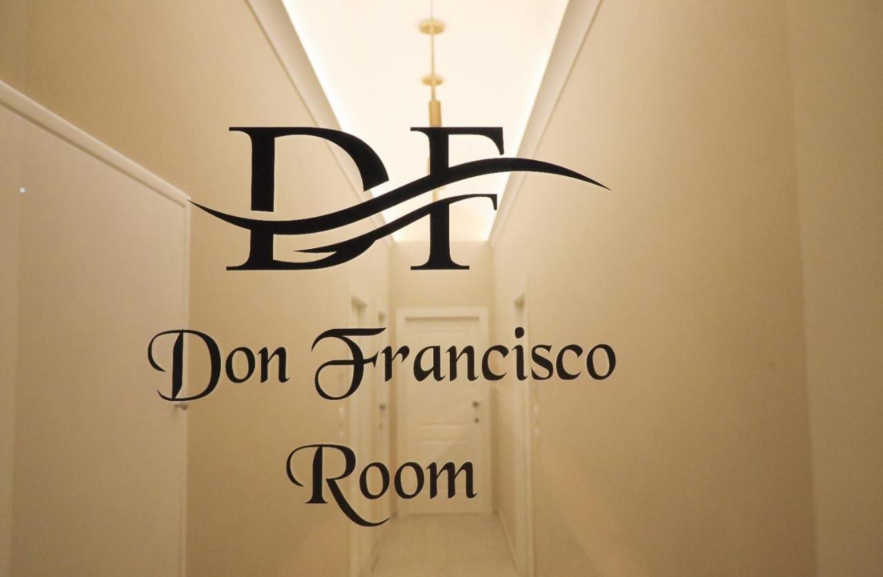 Don Francisco Rooms - トロペーア エクステリア 写真